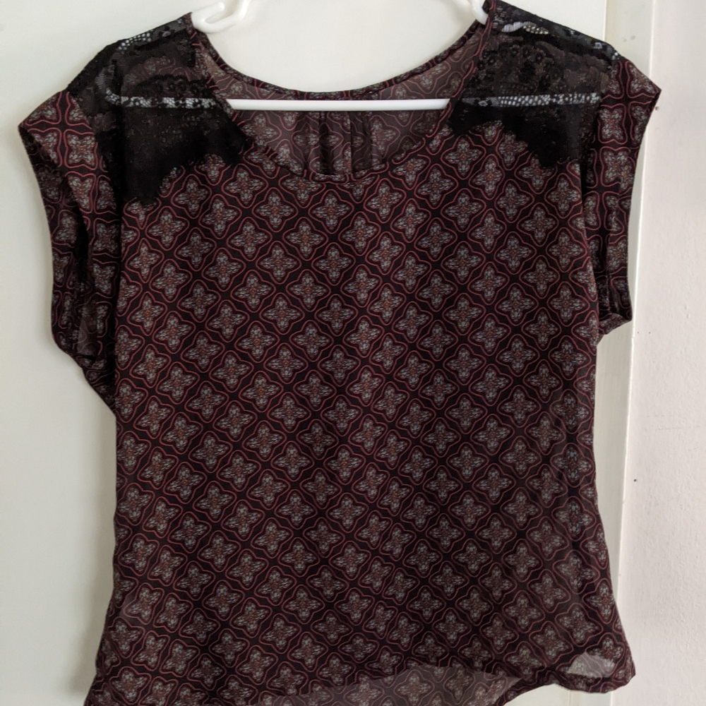 Flowy sheer top with lace trim